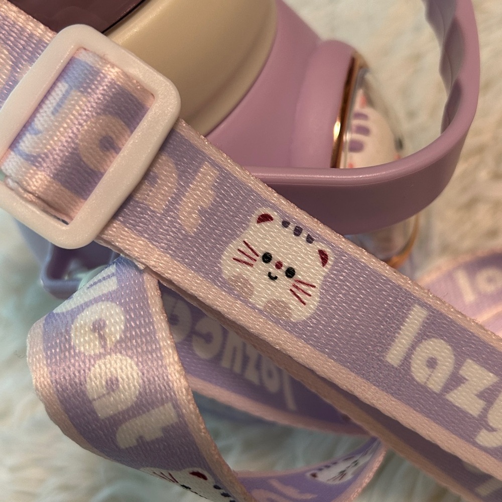 Cat Water Bottle 27oz. With handle and adjustable strap-Purple - White. Lazycat - Picture 7 of 12